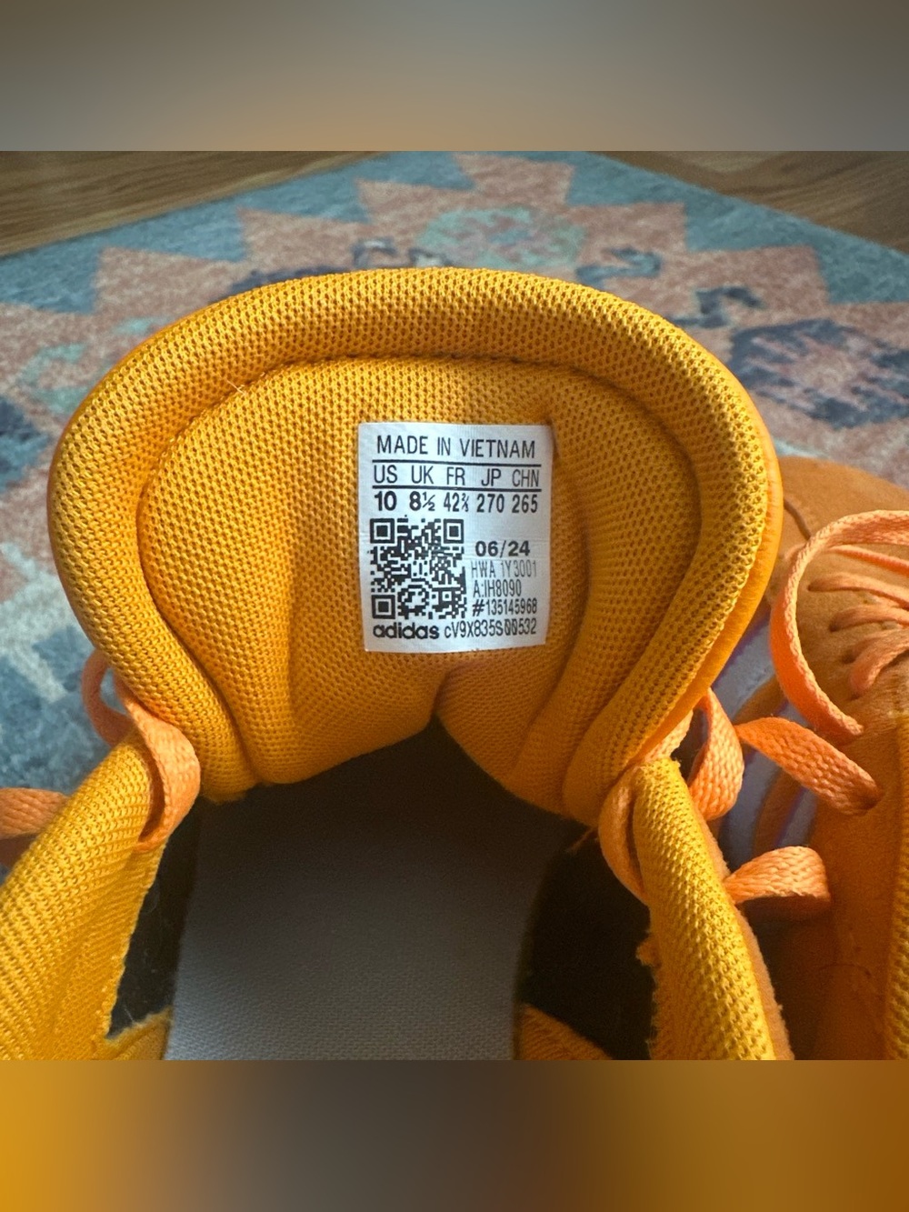 Adidas Orange Suede platform Sneakers with baby blue stripes - Picture 5 of 6